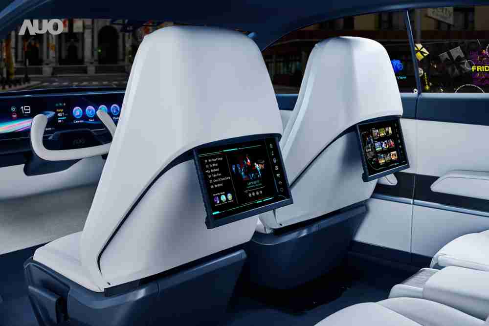 尊龙集团将于CES 展示全新Smart Cockpit 2024，，可紧密串连使用者多元需求，，，，并革新座舱内部的应用和设计，，，，带来身历其境且引人入胜的视觉飨宴，，，满足驾乘人员的全方位体验